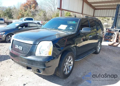 2008 GMC Yukon Denali z USA, uszkodzony, nr VIN 1GKFK63868J212274